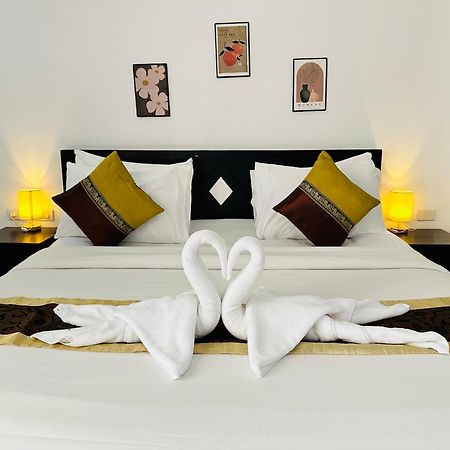 Hotel Baya Phuket パトン エクステリア 写真