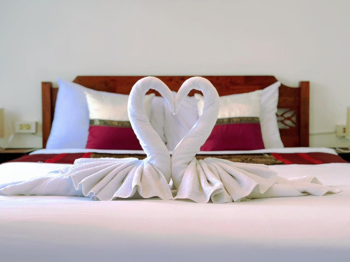 Hotel Baya Phuket パトン エクステリア 写真