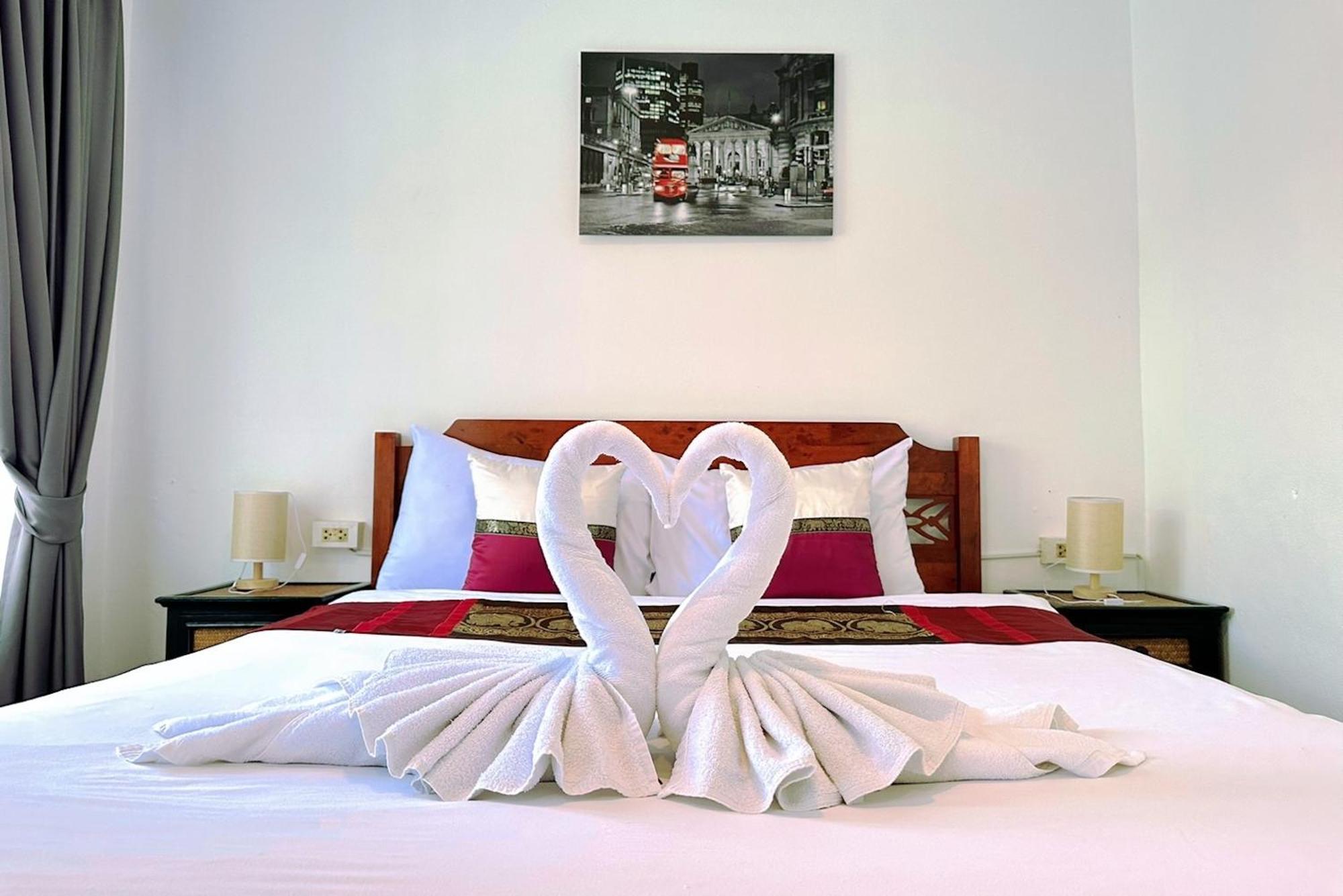 Hotel Baya Phuket パトン 部屋 写真