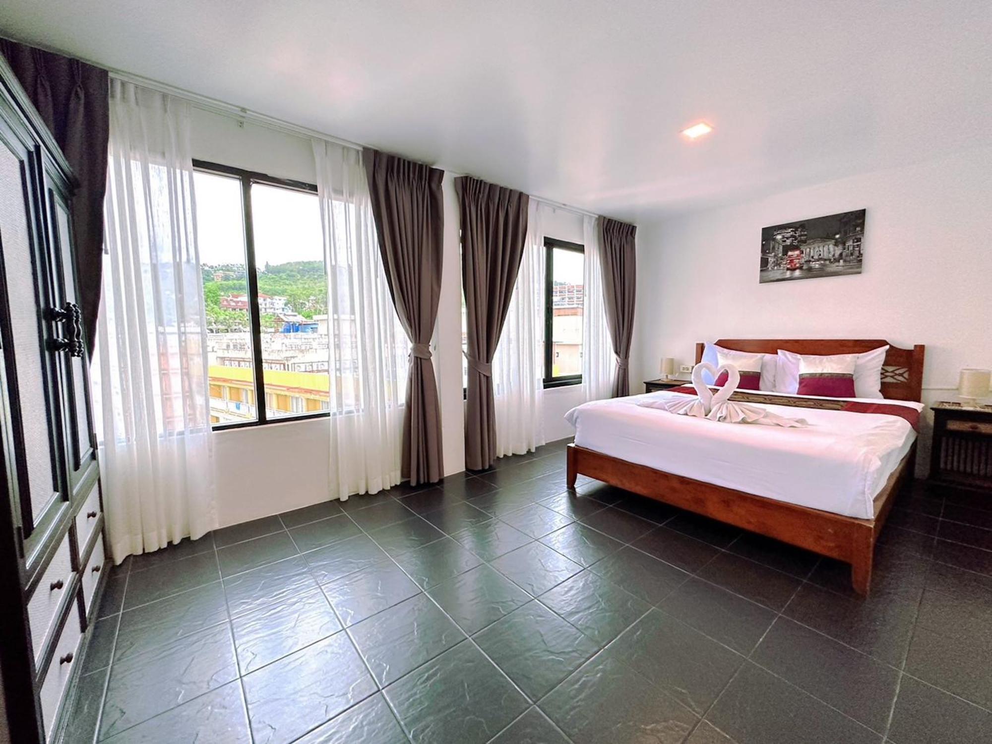 Hotel Baya Phuket パトン 部屋 写真