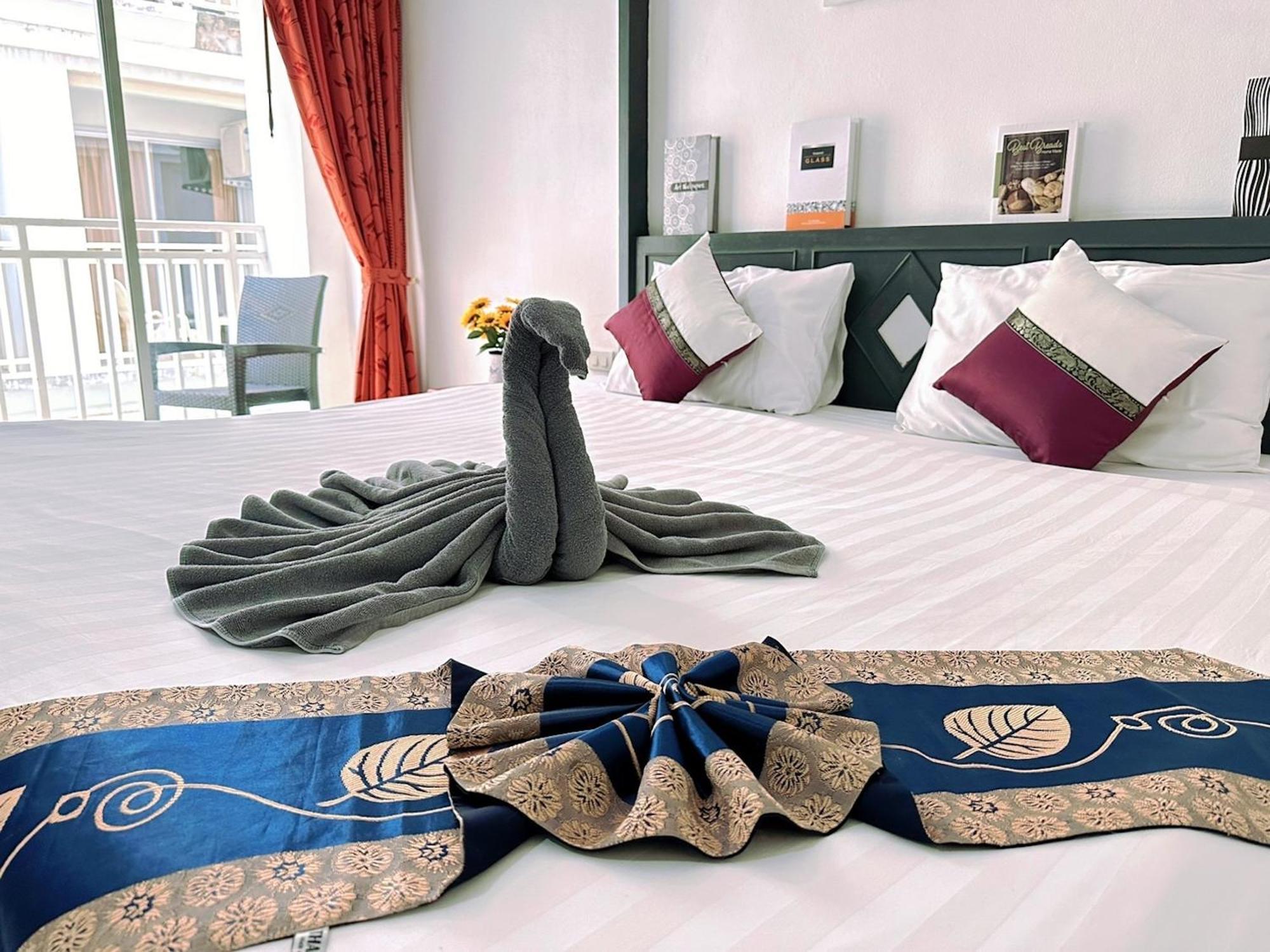 Hotel Baya Phuket パトン 部屋 写真