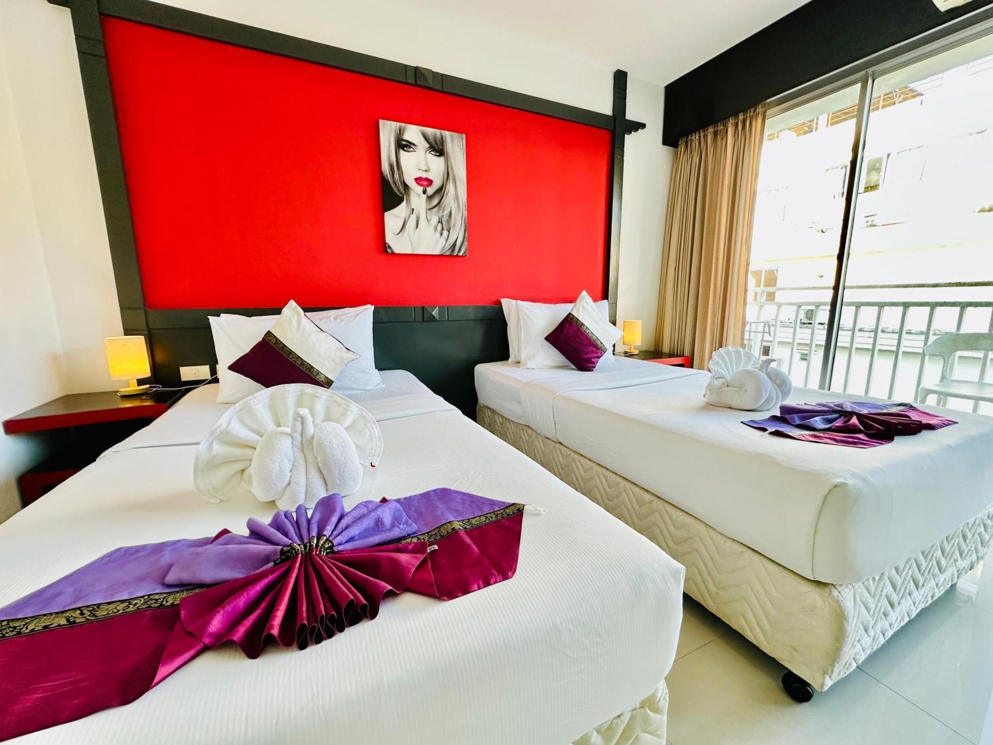 Hotel Baya Phuket パトン エクステリア 写真